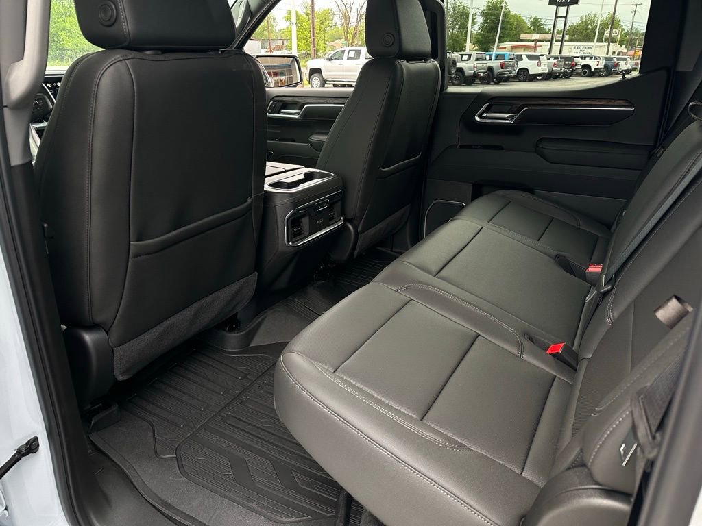 New 2026 GMC Sierra 1500 SLT w/ SLT Premium Package AWD/4WD image 14