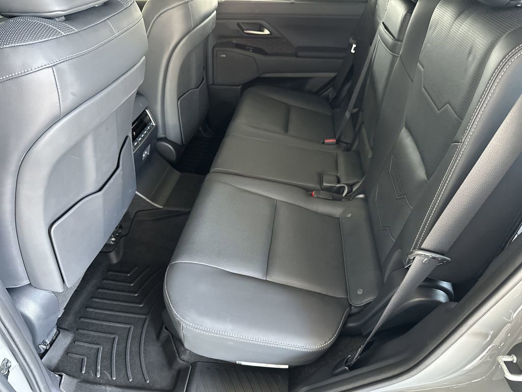 Used 2025 Lexus GX 550 w/ Cold Area Package image 30