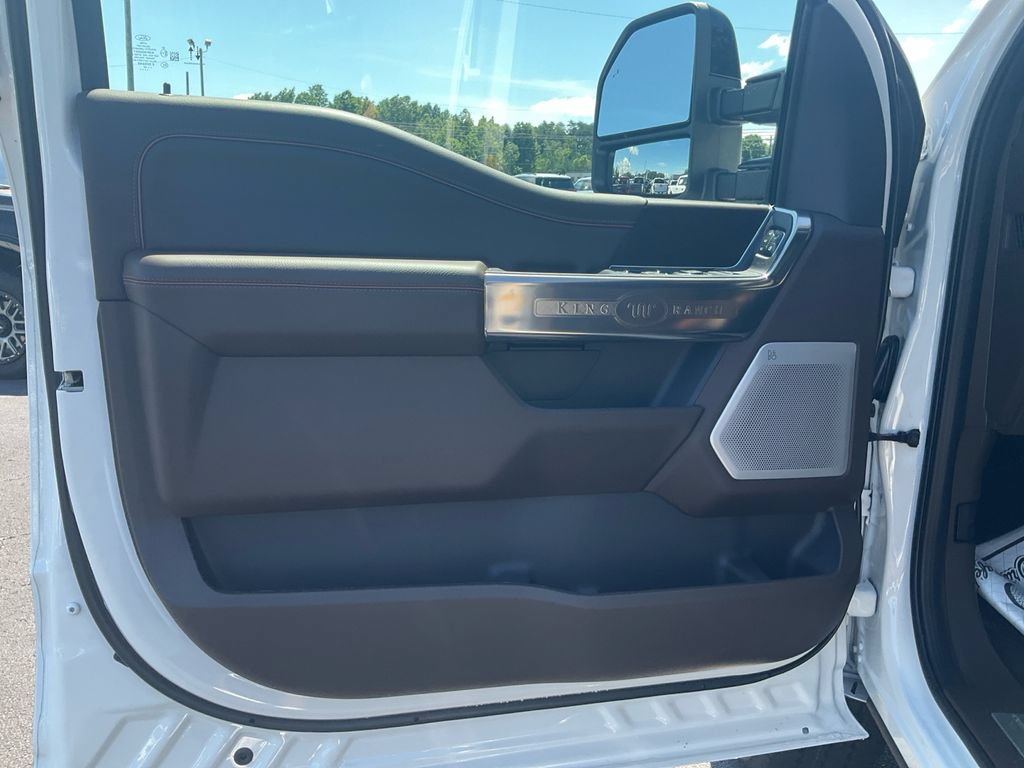 New 2026 Ford F350 King Ranch w/ FX4 Off-Road Package AWD/4WD image 17