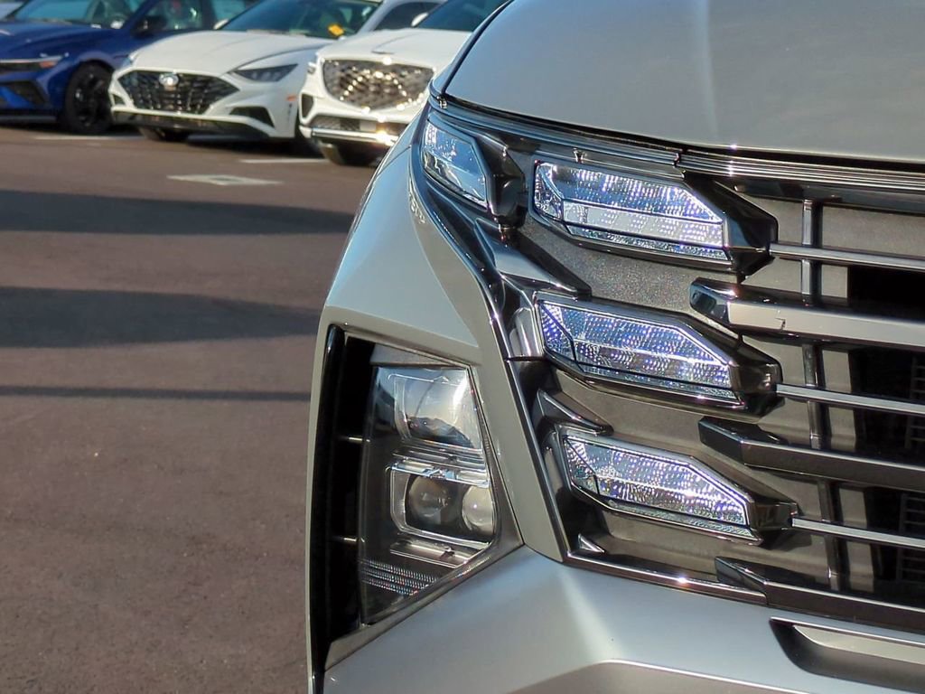 Certified 2025 Hyundai Tucson Limited image 9