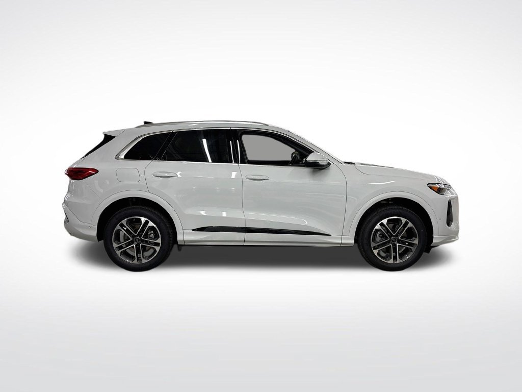 New 2026 Audi Q5 Premium Plus AWD/4WD image 6
