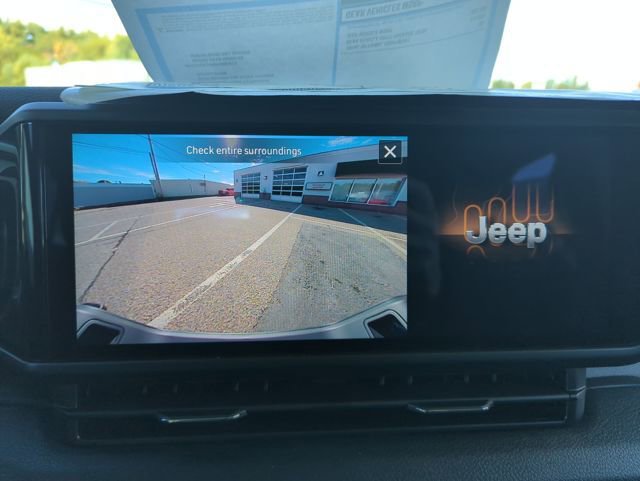 New 2025 Jeep Gladiator Sport image 23