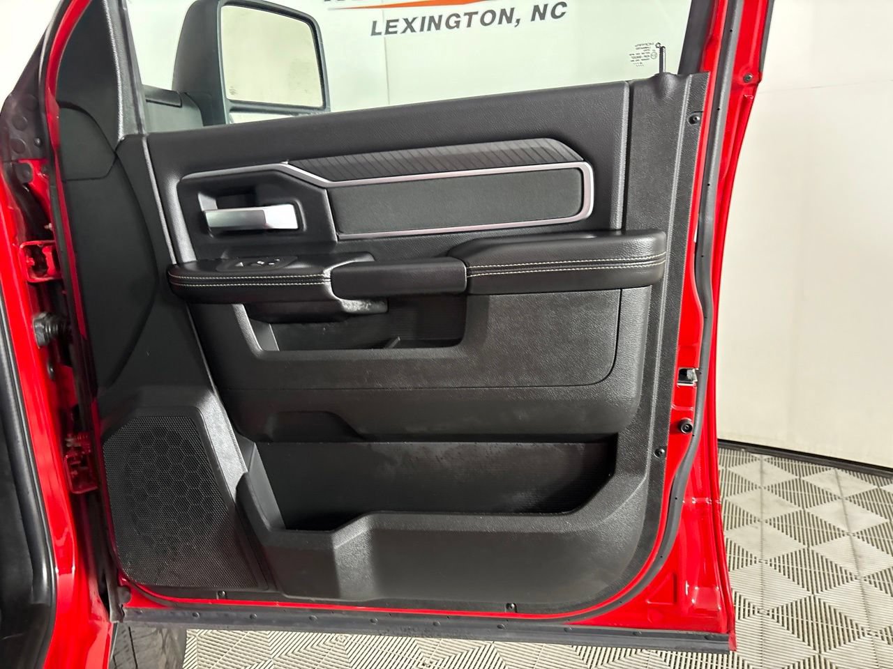 Used 2026 RAM 2500 Big Horn AWD/4WD image 28