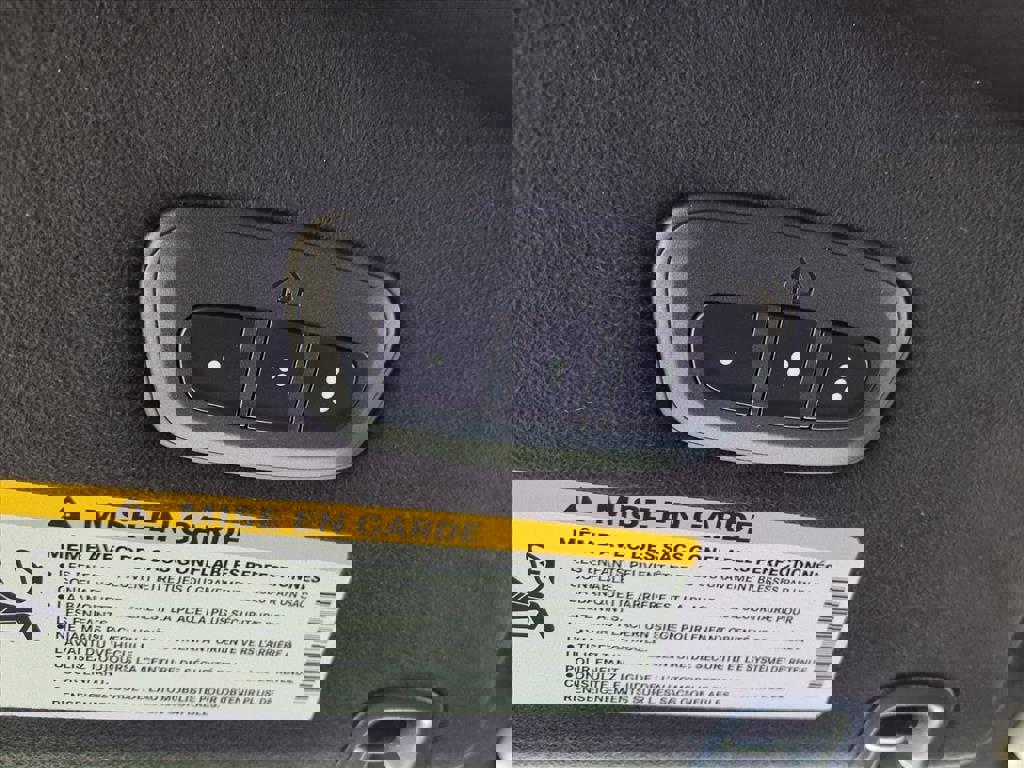 New 2026 Chrysler Pacifica Pinnacle image 13