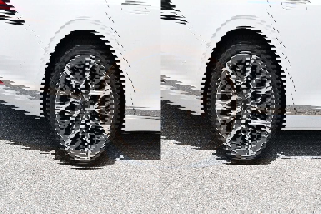 Used 2026 Genesis G90 3.5T image 50