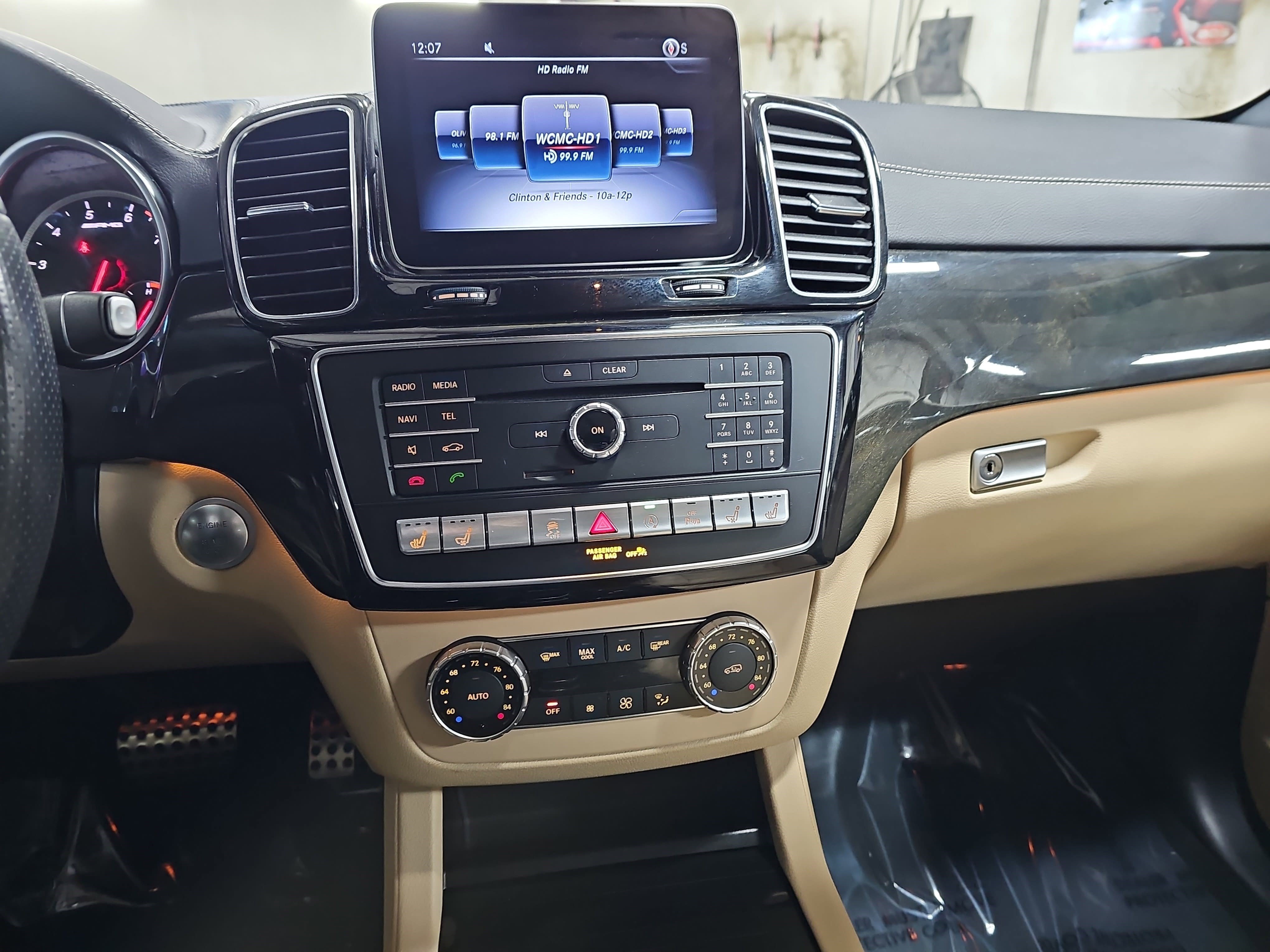 Used 2019 Mercedes-Benz GLE 43 AMG 4MATIC Coupe image 21