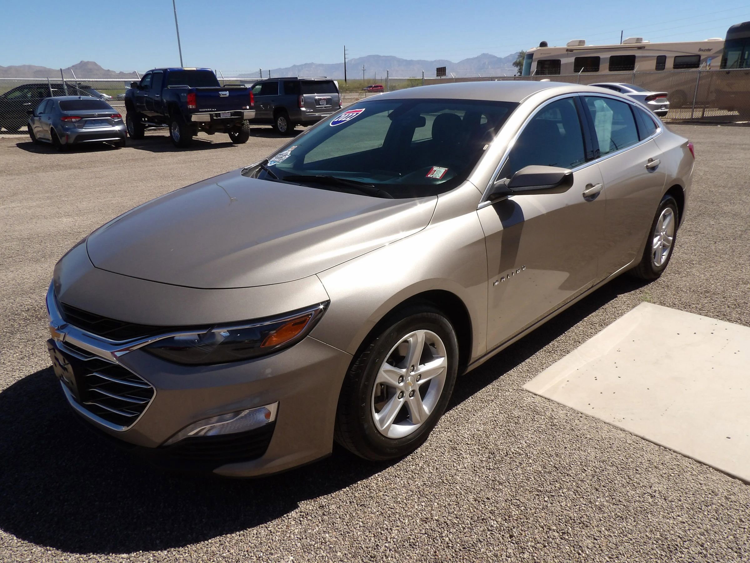 Used 2022 Chevrolet Malibu LT image 4