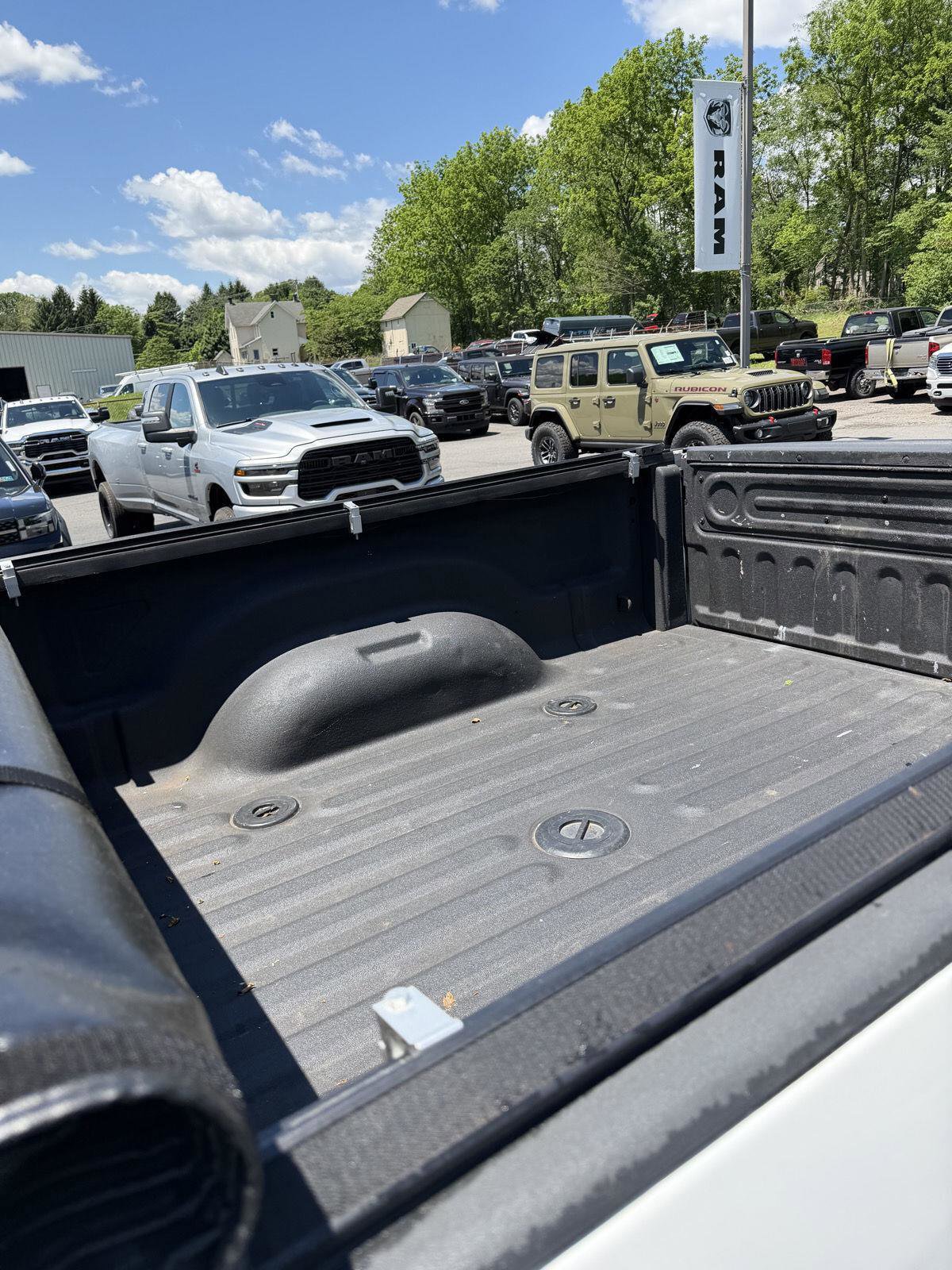 Used 2015 RAM 2500 Big Horn AWD/4WD image 13