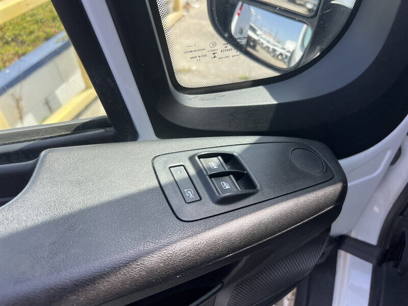 Used 2023 RAM ProMaster 2500 FWD image 15