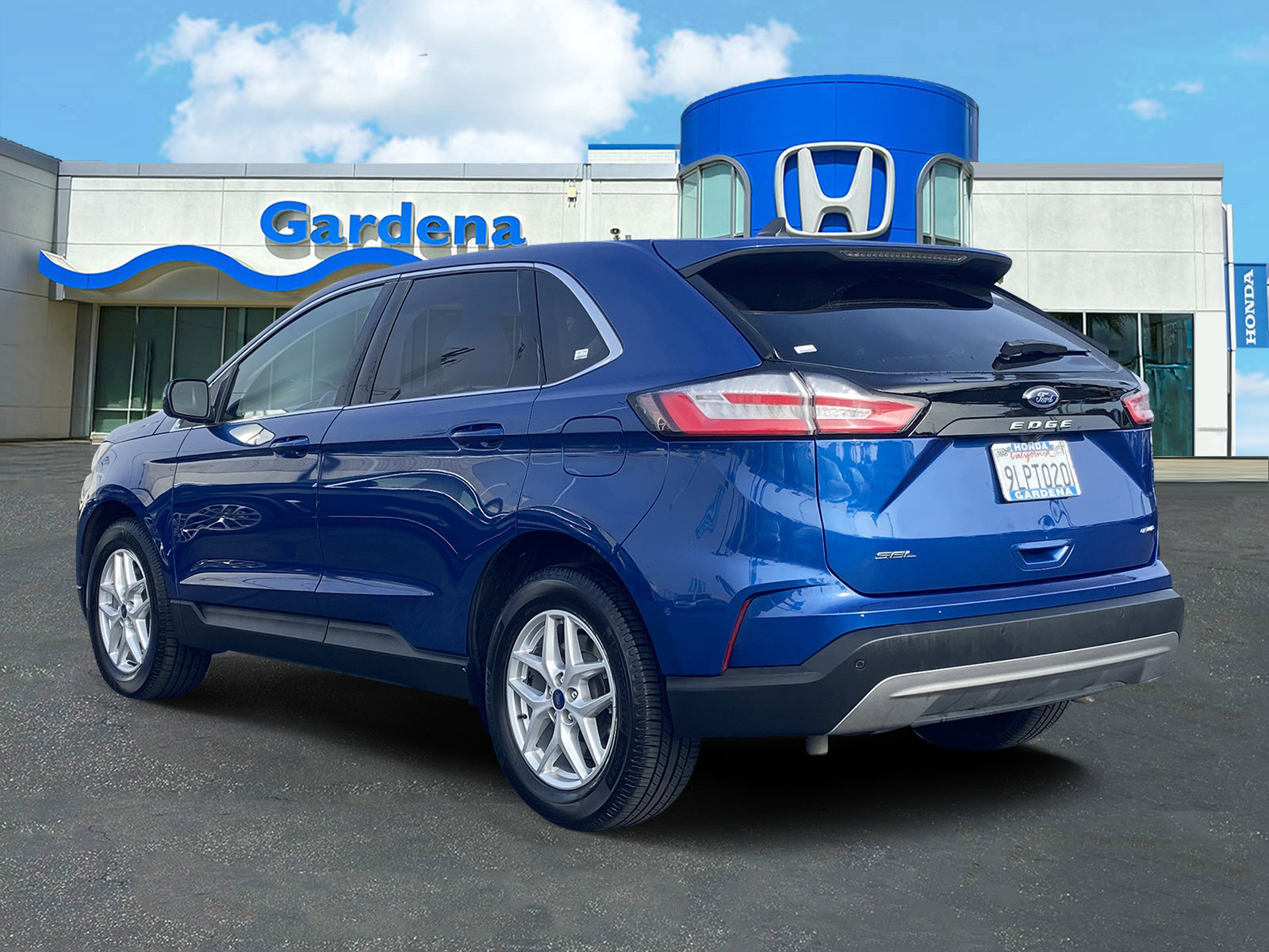 Used 2024 Ford Edge SEL image 4