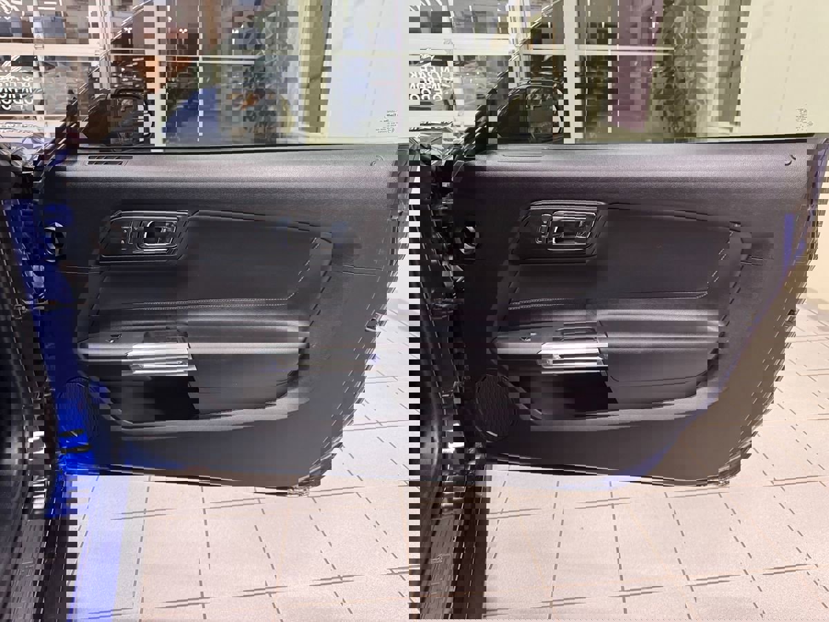 Used 2016 Ford Mustang GT image 18