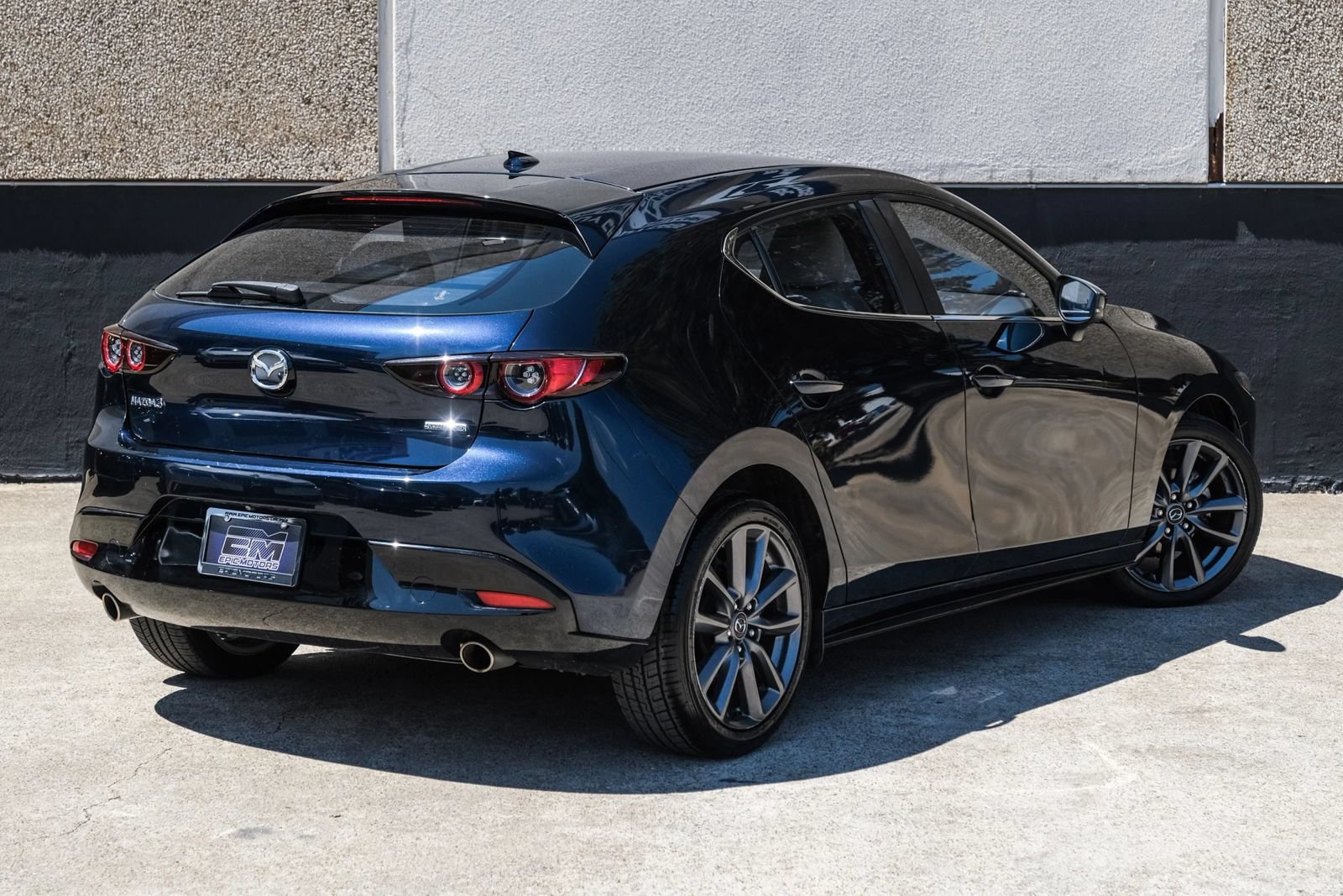 Used 2019 MAZDA MAZDA3 Hatchback w/ Preferred Package FWD image 7