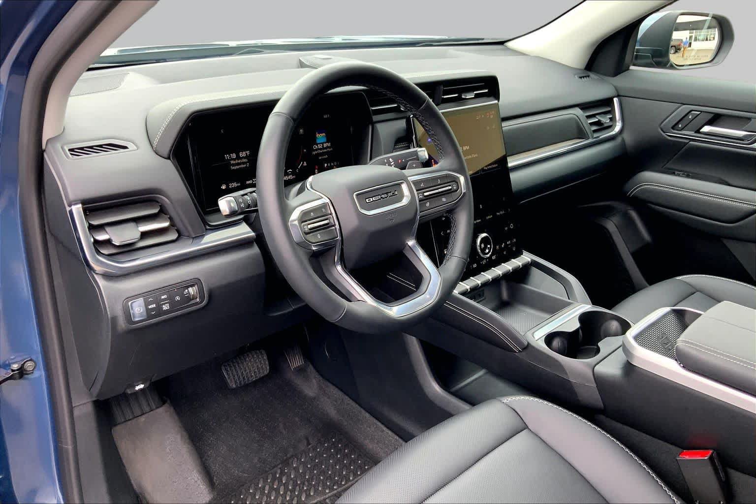 Used 2026 GMC Terrain Denali AWD/4WD image 17