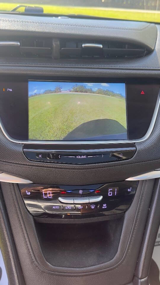 Used 2018 Cadillac XT5 Luxury w/ Driver Awareness Package image 22