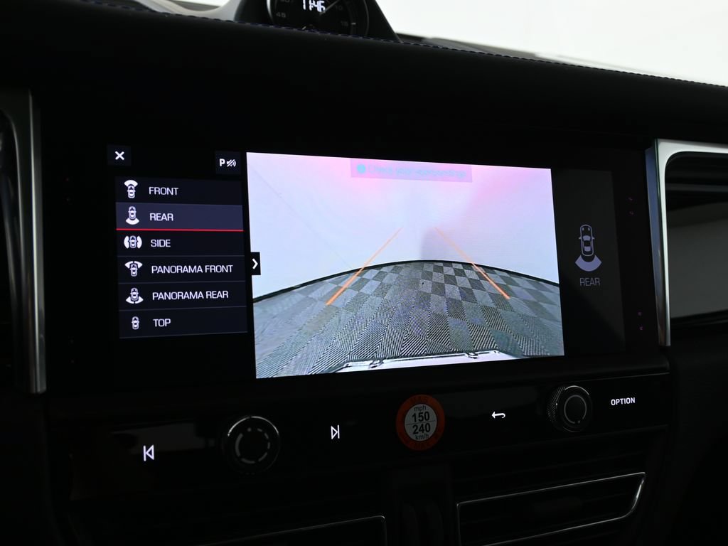 New 2026 Porsche Macan AWD/4WD image 28