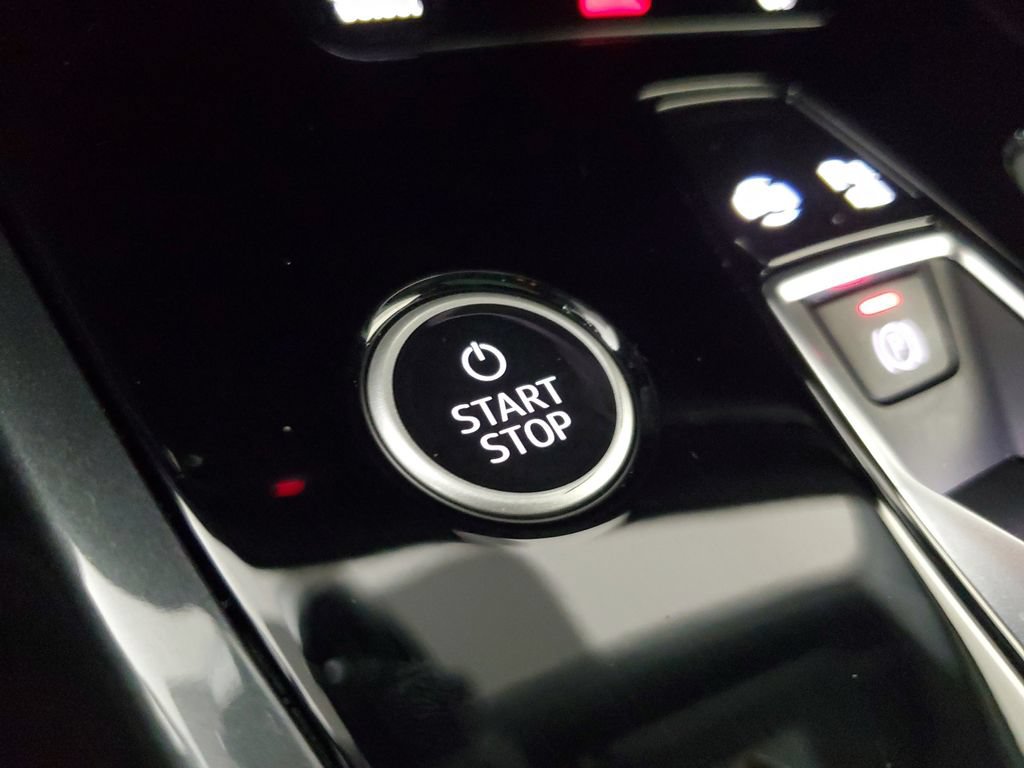 Certified 2023 Audi Q4 e-tron Prestige w/ Black Optic Package AWD/4WD image 33