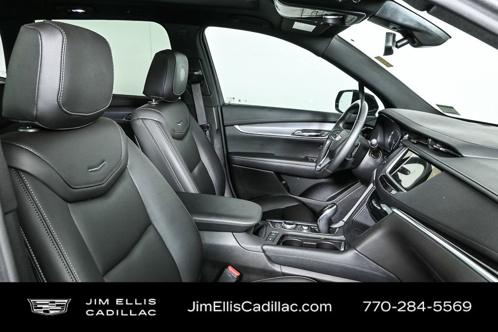 Certified 2023 Cadillac XT6 Luxury image 22