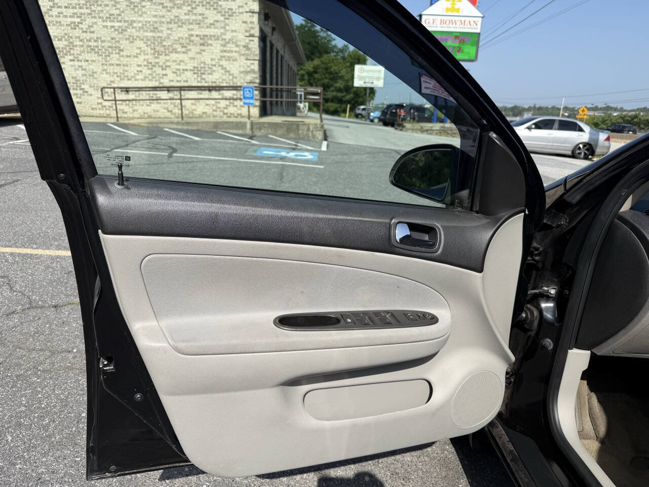 Used 2008 Chevrolet Cobalt LT FWD image 10