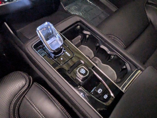New 2026 Volvo XC90 T8 Ultra w/ Protection Package AWD/4WD image 24