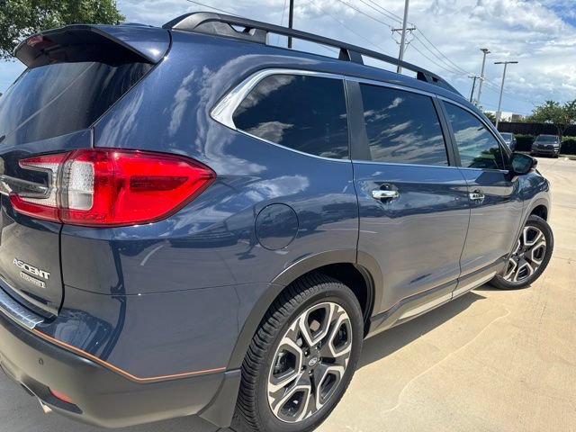 Used 2024 Subaru Ascent Touring w/ Popular Package #2 AWD/4WD image 3