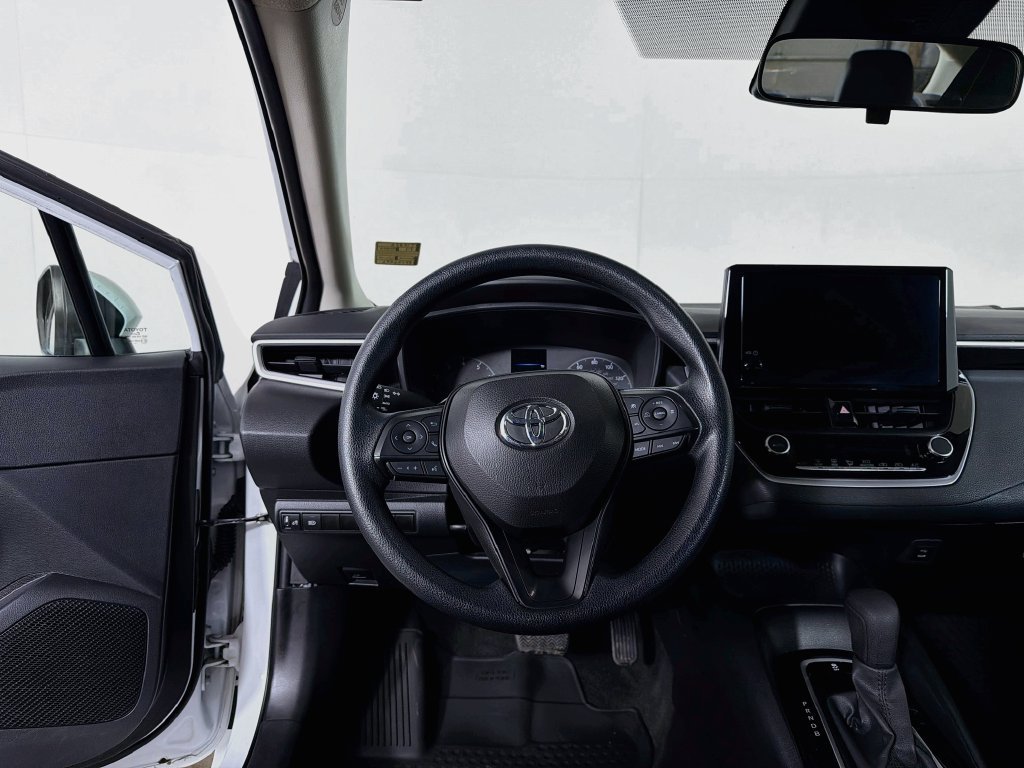 Used 2024 Toyota Corolla LE FWD image 19