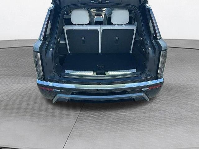 New 2026 Cadillac Vistiq Luxury image 22