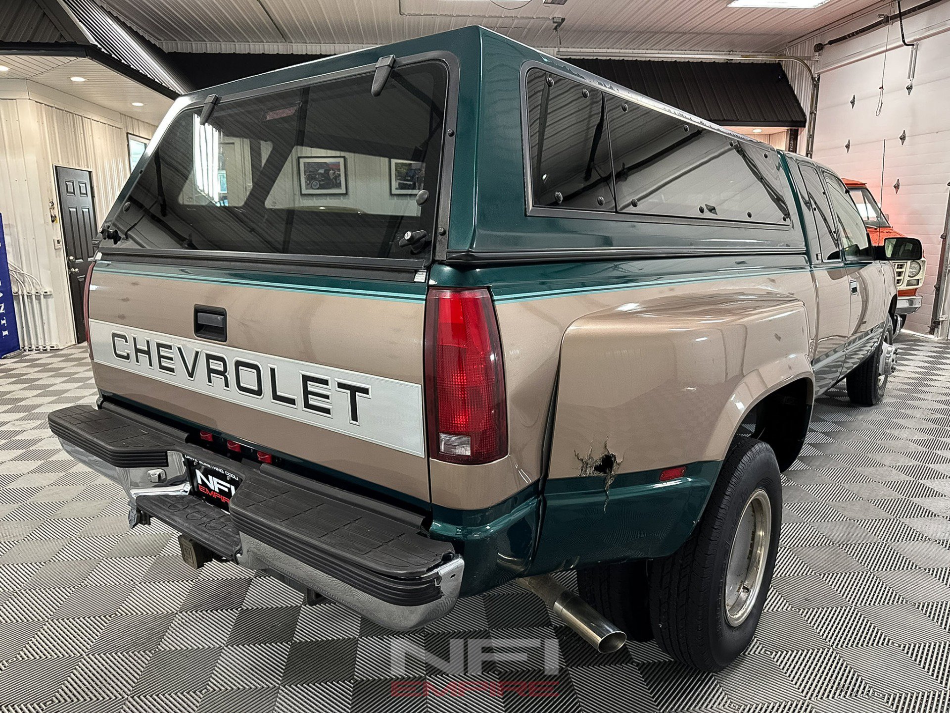 Used 1996 Chevrolet Silverado 3500 2WD Extended Cab image 8