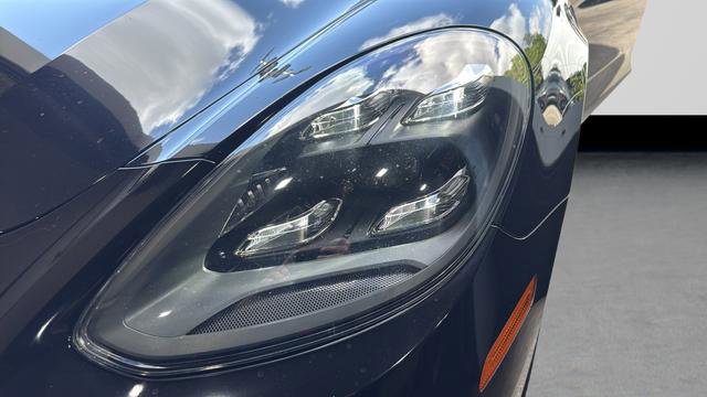Used 2022 Porsche Panamera Platinum Edition w/ Sport Chrono Package RWD image 29