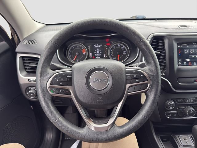 Used 2019 Jeep Cherokee Latitude w/ Popular Appearance Group image 10