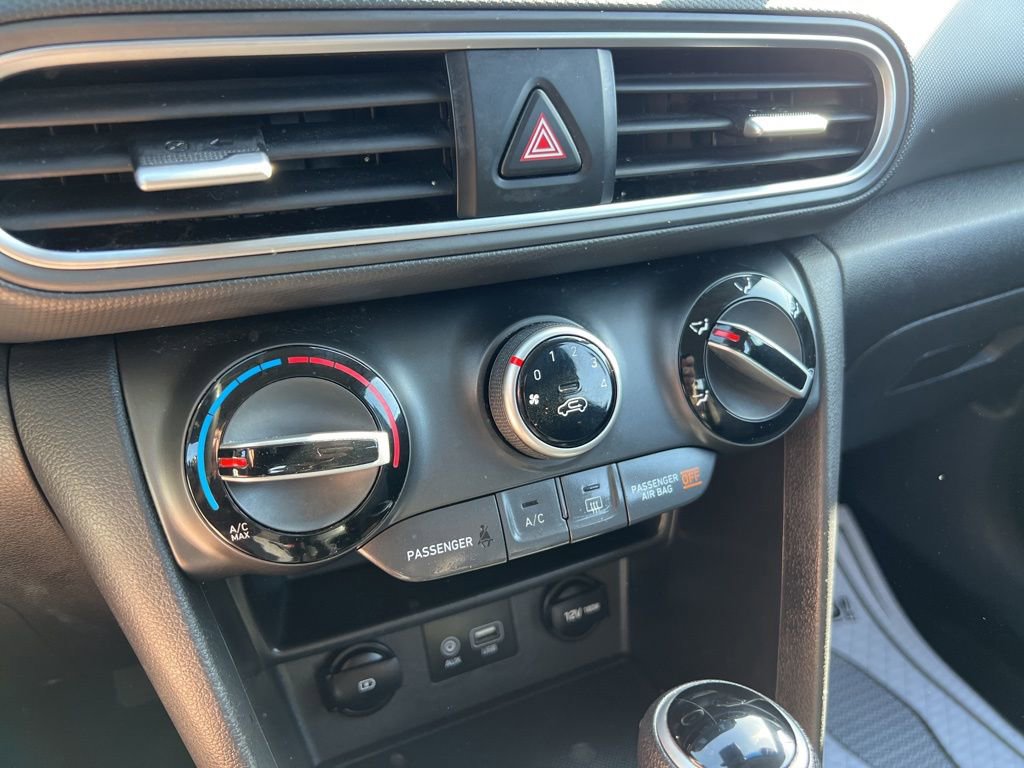 Used 2021 Hyundai Kona SE AWD/4WD image 10