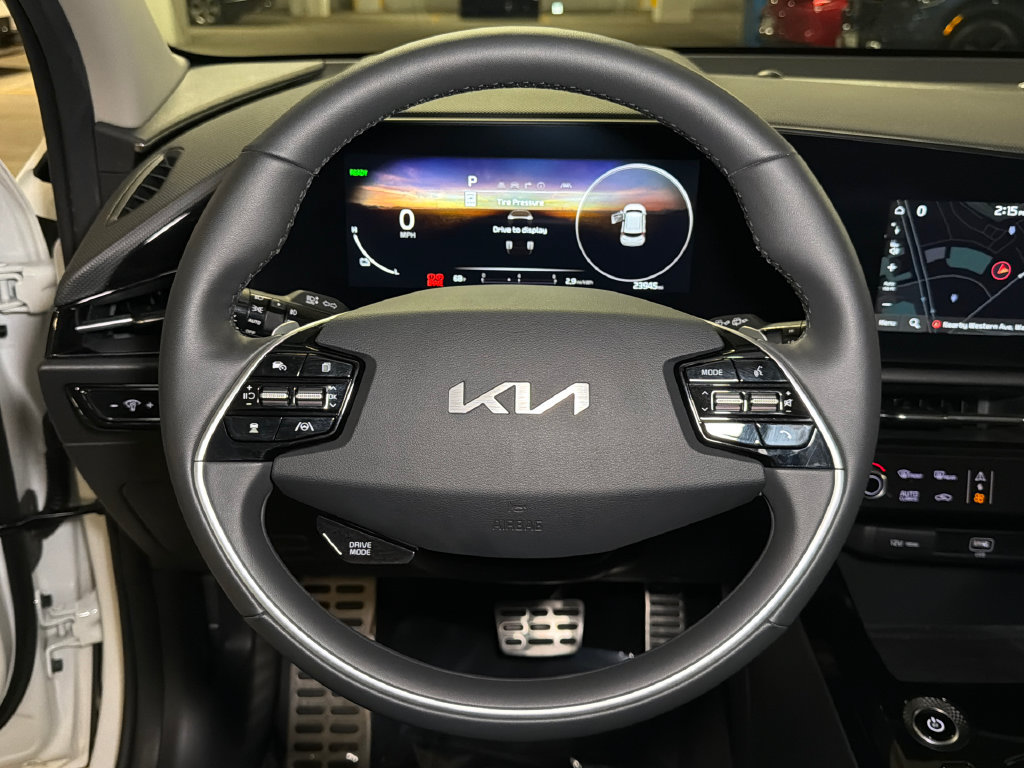 Certified 2023 Kia Niro Wave w/ Wave Preserve Package FWD image 26