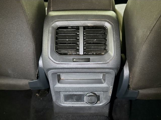 Used 2021 Volkswagen Tiguan S image 21