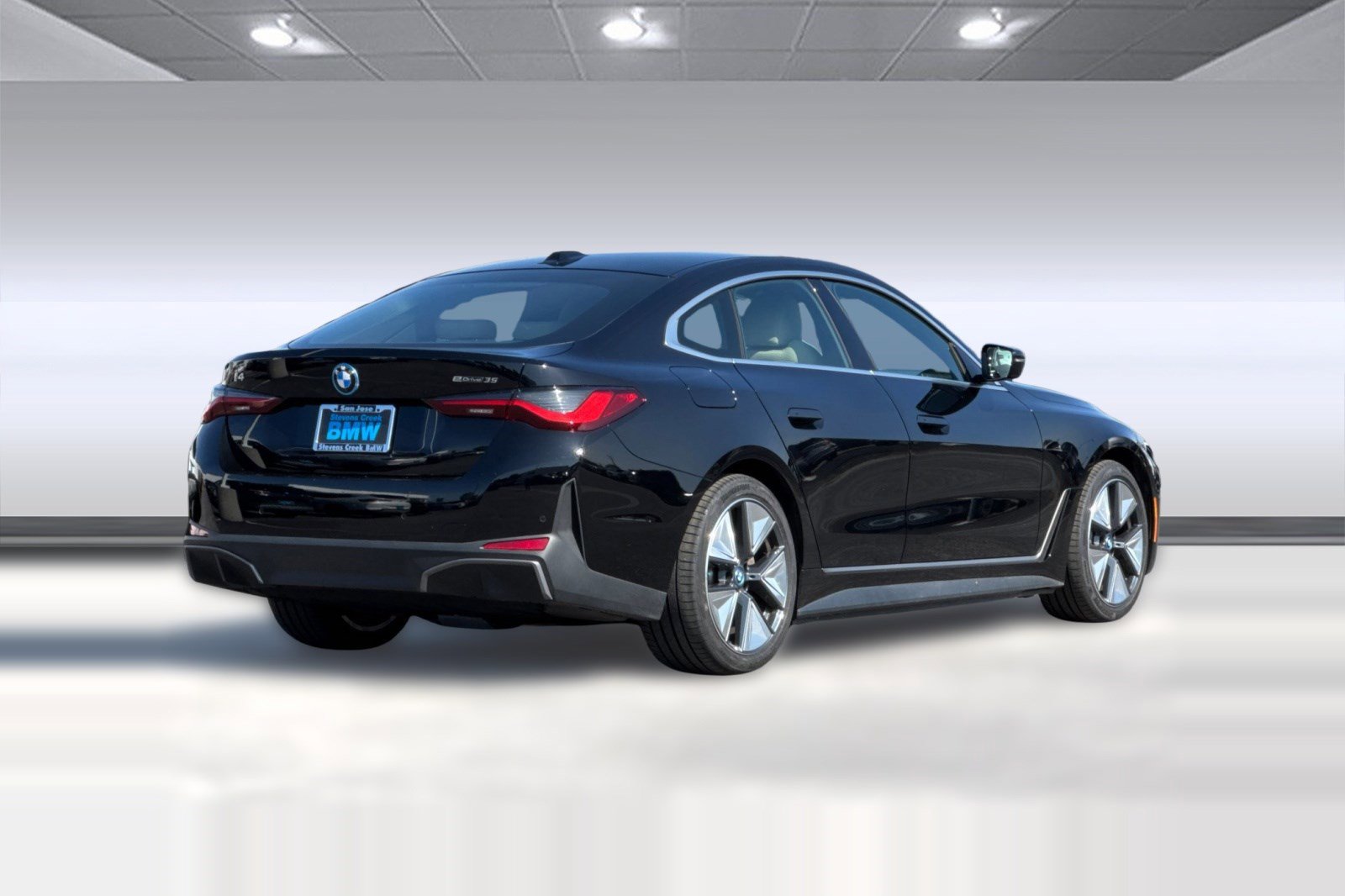 Certified 2023 BMW i4 eDrive35 RWD image 8