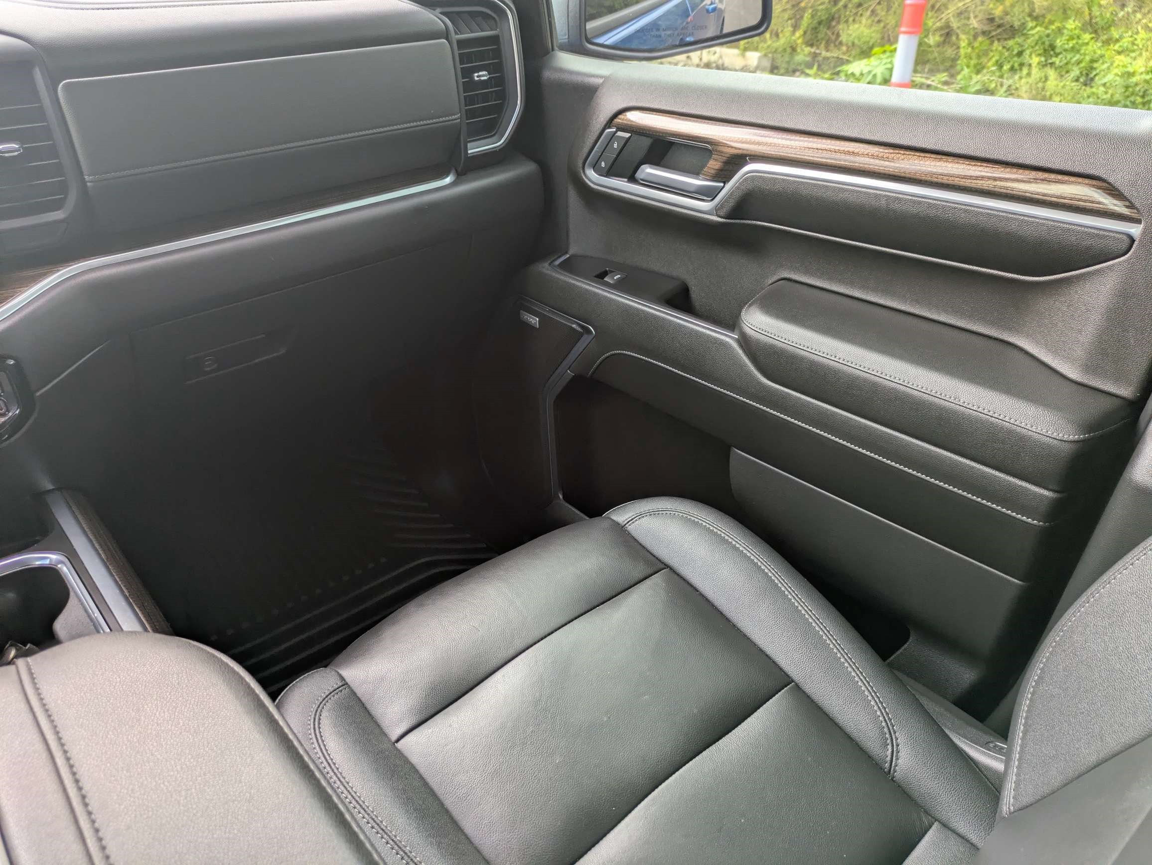 Used 2022 Chevrolet Silverado 1500 RST w/ All Star Edition Plus RWD image 16
