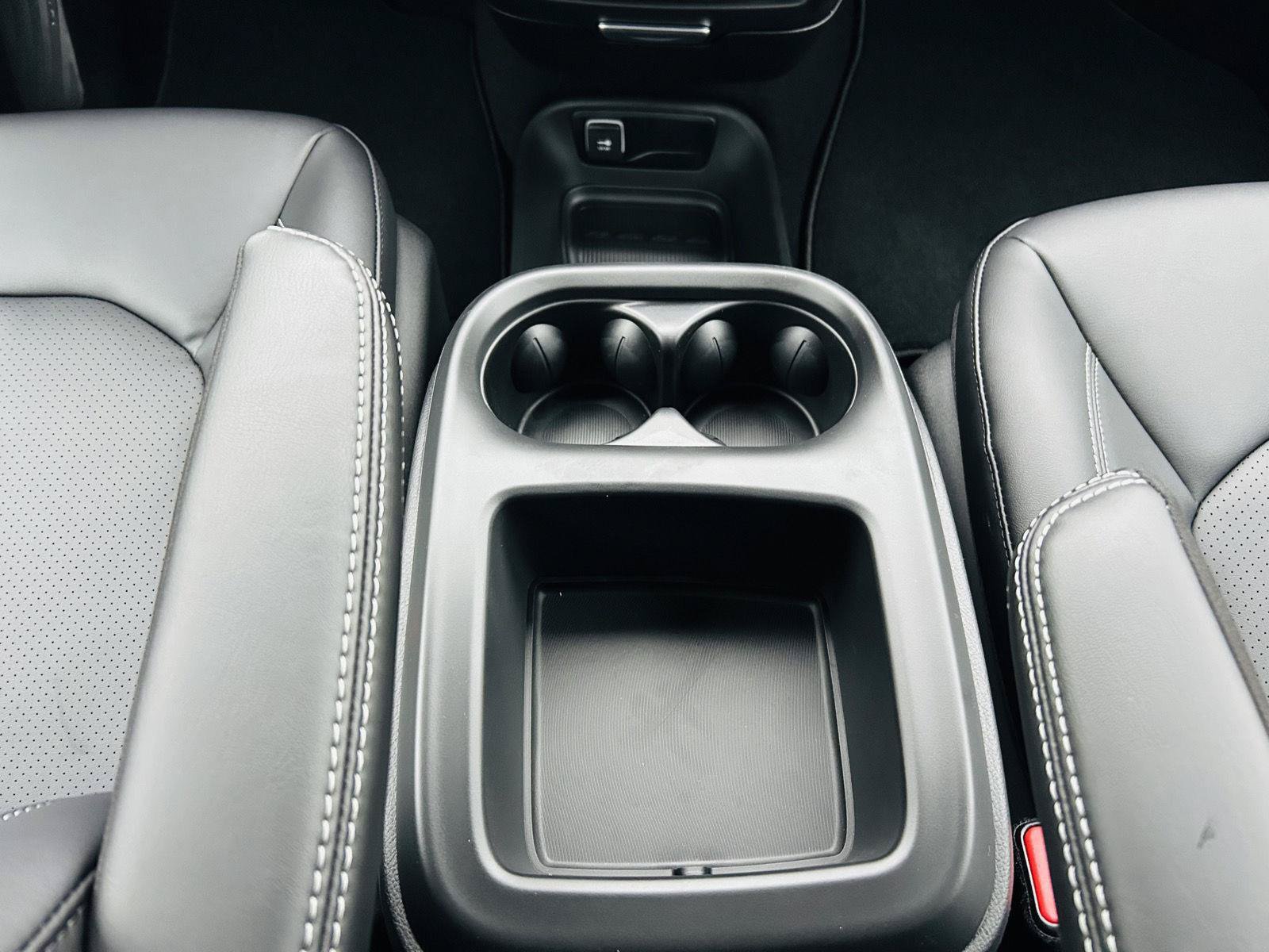New 2026 Chrysler Voyager LX FWD image 22