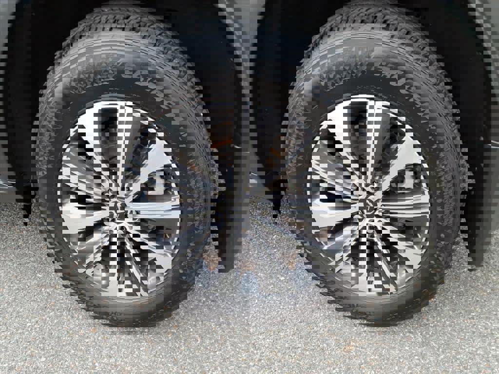 Certified 2023 INFINITI QX60 Pure image 8