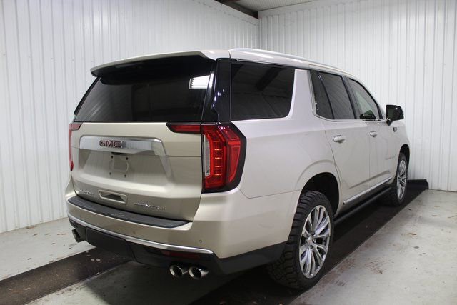 Used 2021 GMC Yukon Denali w/ Denali Premium Package image 6