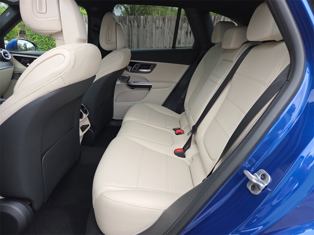 New 2026 Mercedes-Benz GLC 300 4MATIC image 12