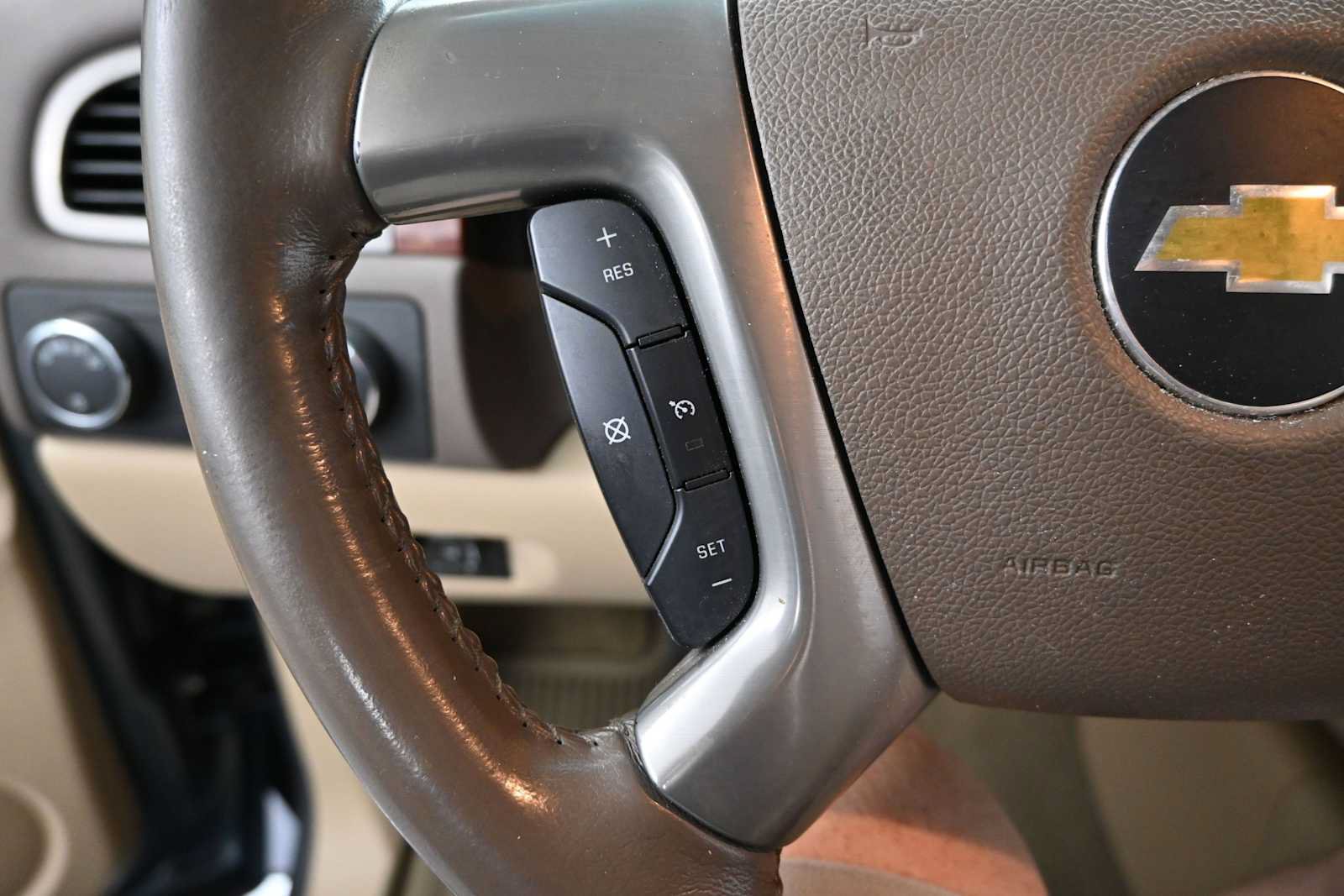Used 2012 Chevrolet Silverado 3500 LTZ AWD/4WD image 15