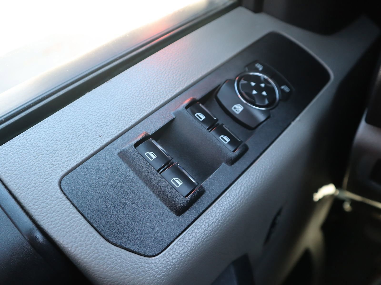 Used 2020 Ford F350 XL w/ Power Equipment Group image 36