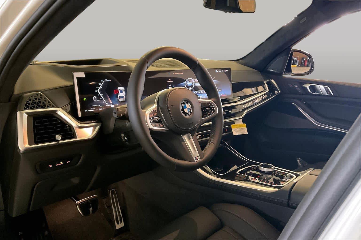 New 2026 BMW X5 xDrive40i w/ Executive Package AWD/4WD image 8
