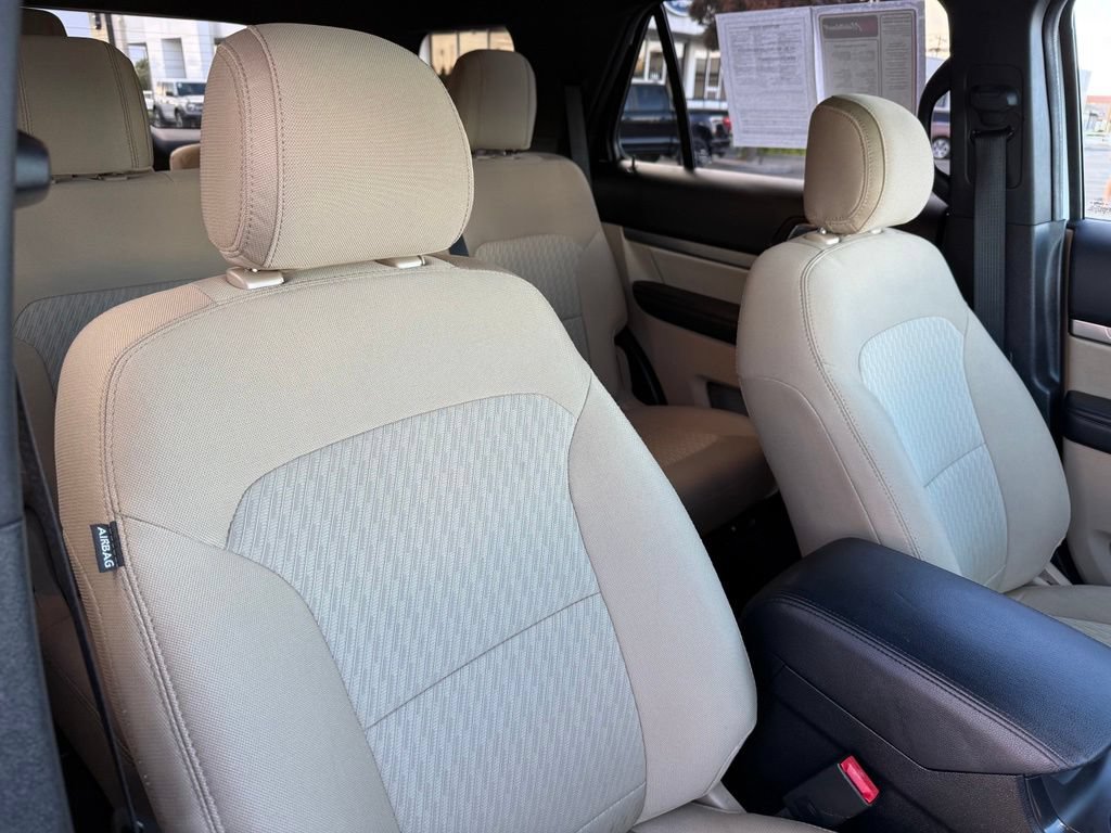 Used 2016 Ford Explorer 4WD image 8