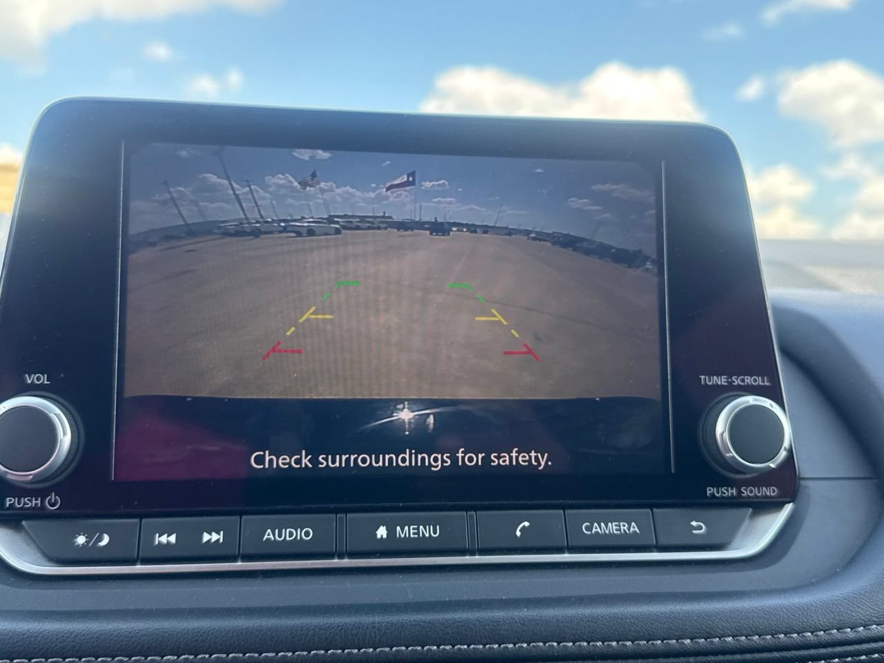 Certified 2025 Nissan Rogue SV FWD image 43