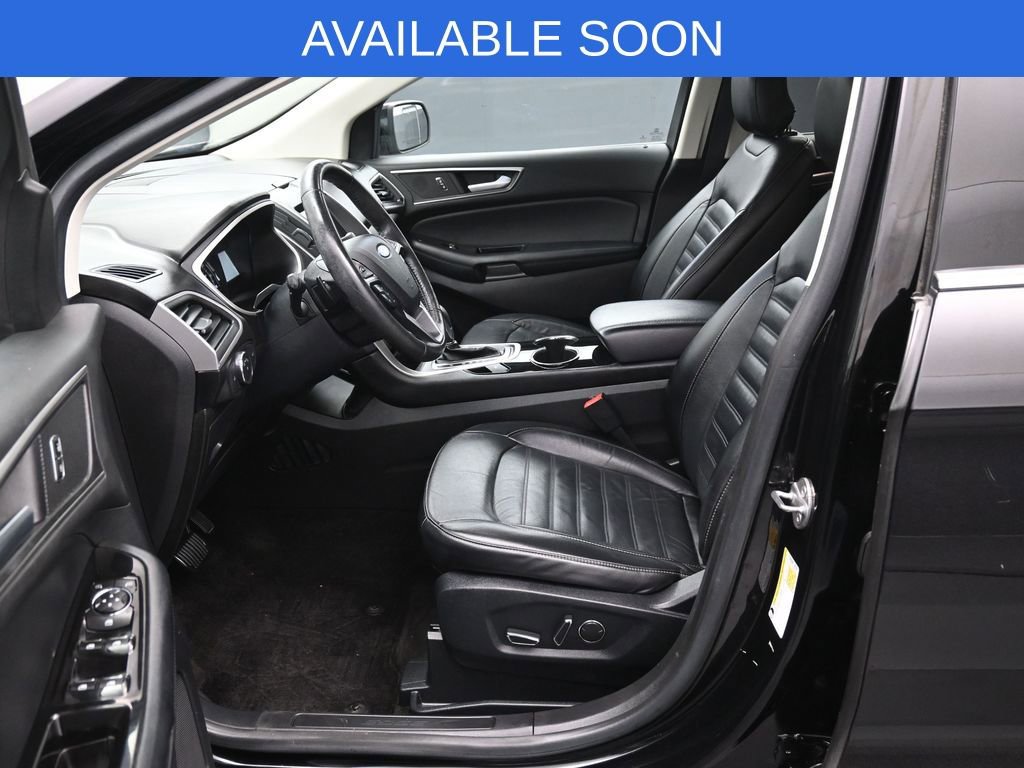 Used 2016 Ford Edge SEL w/ Equipment Group 201A image 2