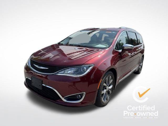 Certified 2017 Chrysler Pacifica Limited w/ Advanced Safetytec Group