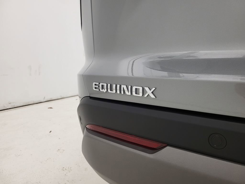 New 2026 Chevrolet Equinox LT w/ LPO, Floor Liner Package image 21