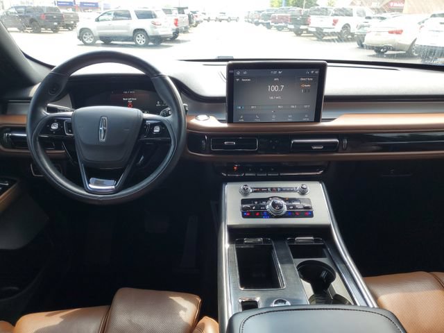 Used 2021 Lincoln Aviator Reserve AWD/4WD image 35