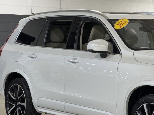 Used 2022 Volvo XC90 T6 Momentum w/ Advanced Package AWD/4WD image 4