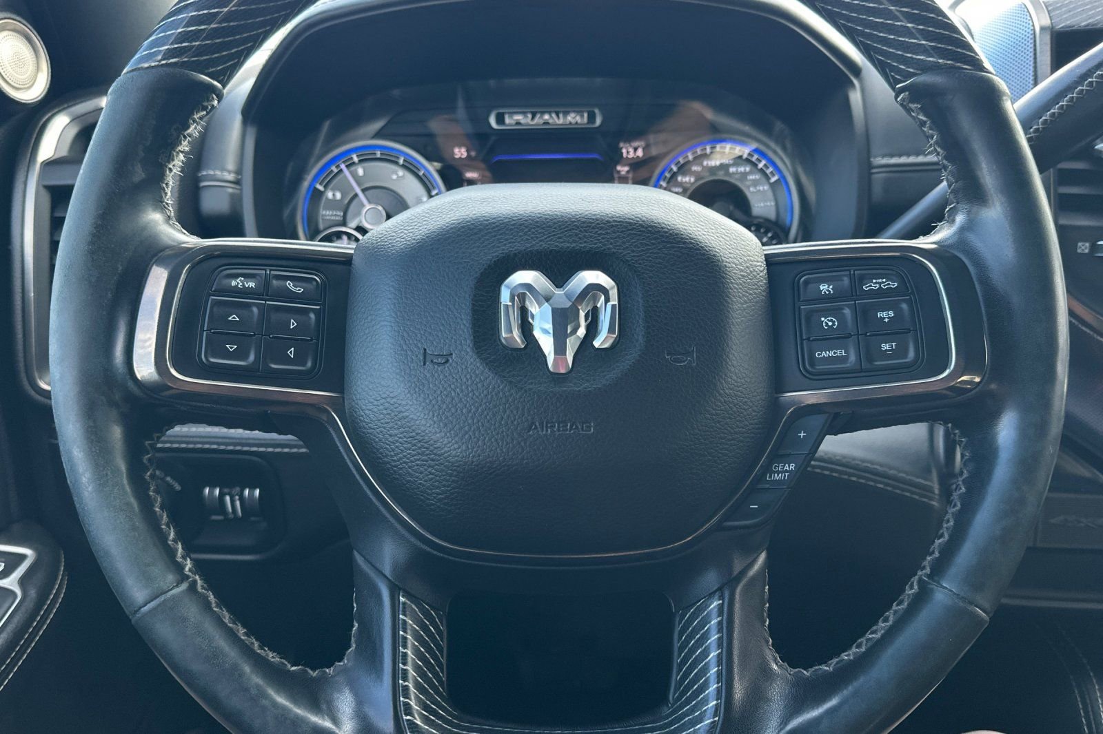 Used 2019 RAM 2500 Limited image 23