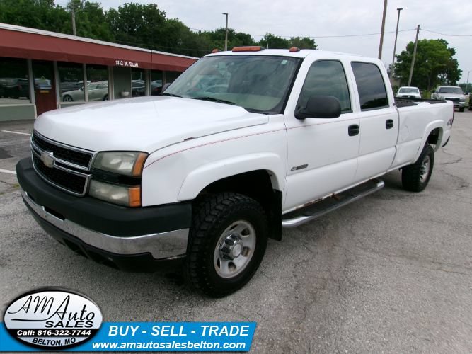 Used 2006 Chevrolet Silverado 3500 LT w/ Skid Plate Package AWD/4WD image 1